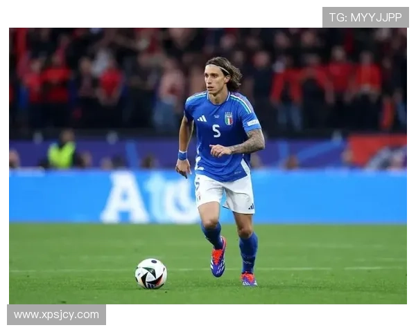 卡拉与足球明星的浪漫婚礼揭开幸福新篇章，见证爱情与梦想的交汇